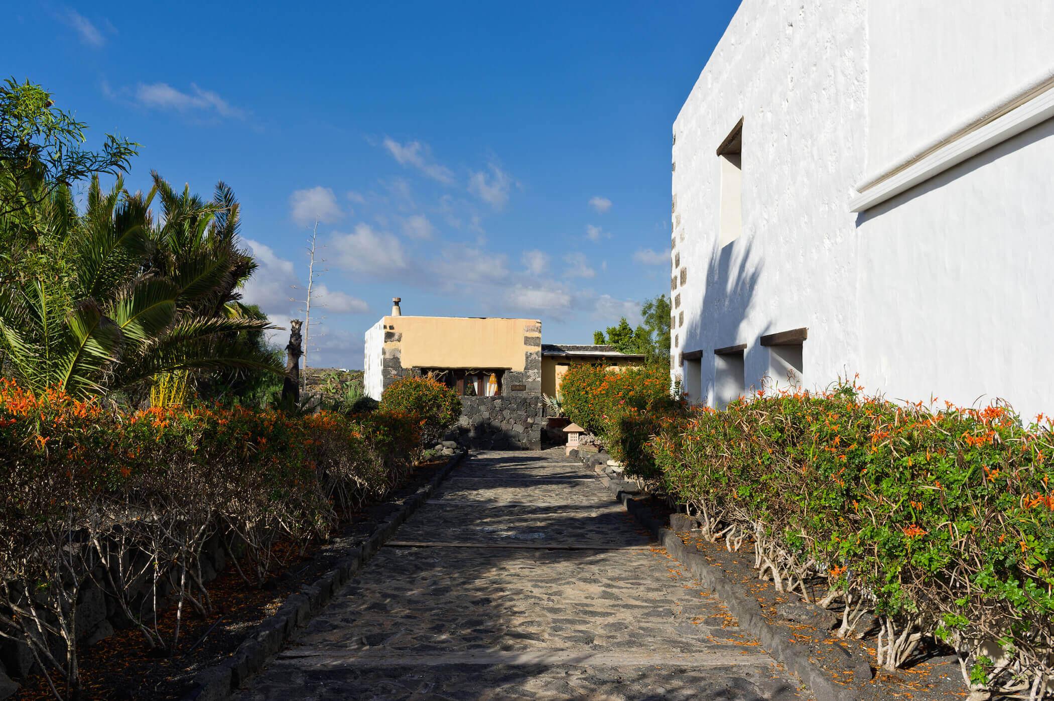 Tomaren Resort 3*